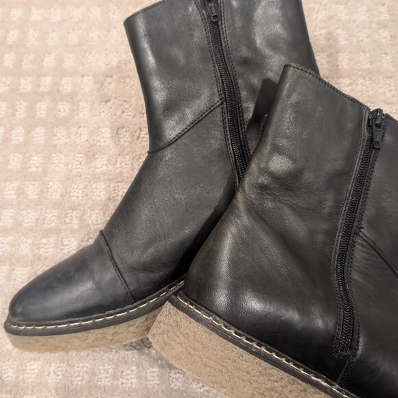 Eric Michael Helen Mid Height Black Leather Boots - Women sz 8.5 - Picture 5 of 11